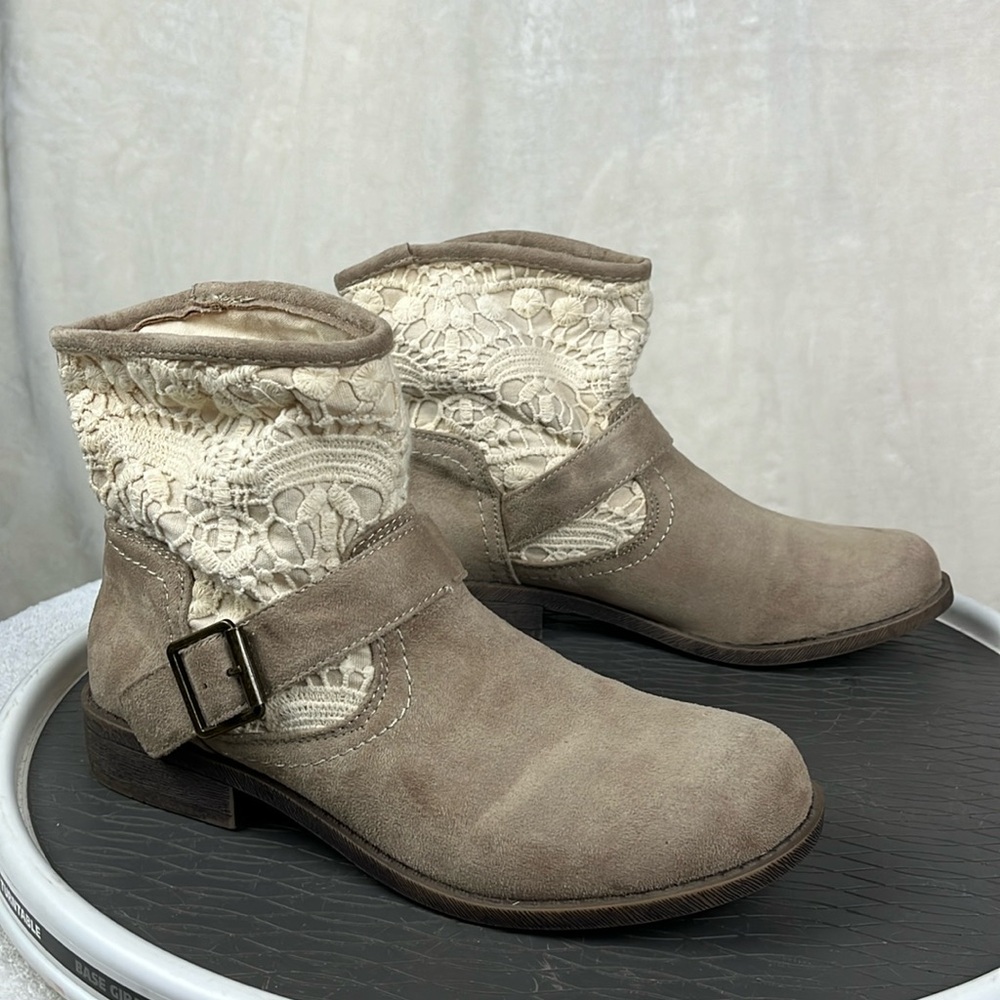 Mudd Lace Leather Ankle Booties Womens 9.5